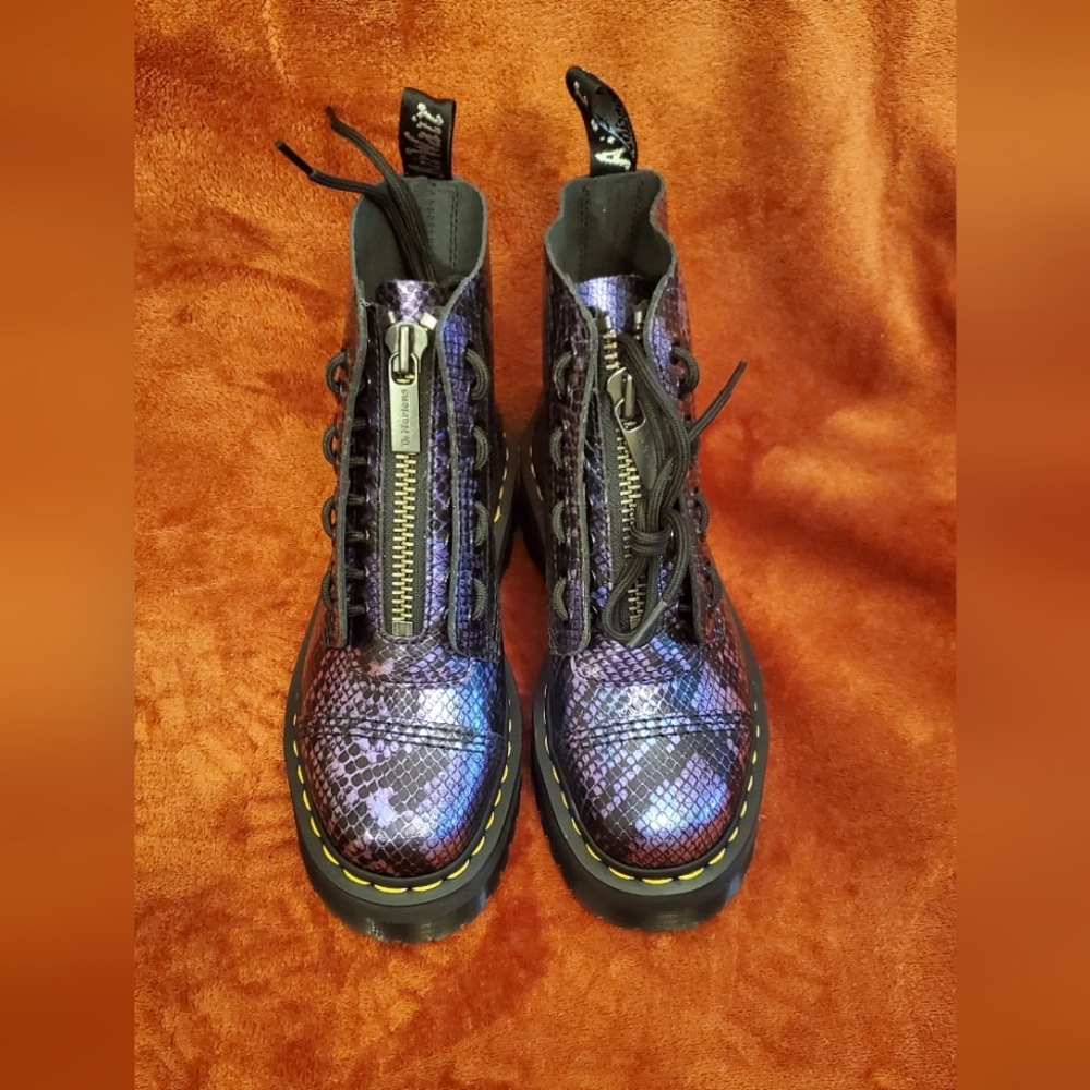 NEW DR MARTENS SINCLAIR PURPLE SNAKE PRINT LEATHER PLATFORM BOOTS